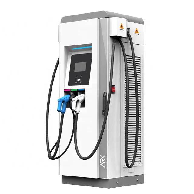 Chargeur rapide CC, solution de recharge pour véhicules électriques de niveau entreprise, permettant d'autonomiser efficacement les opérations commerciales