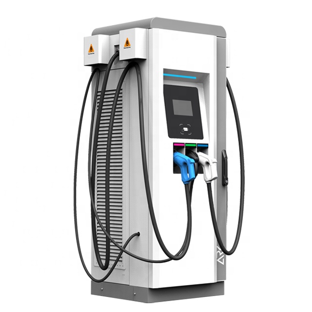 Chargeur rapide CC, solution de recharge pour véhicules électriques de niveau entreprise, permettant d'autonomiser efficacement les opérations commerciales